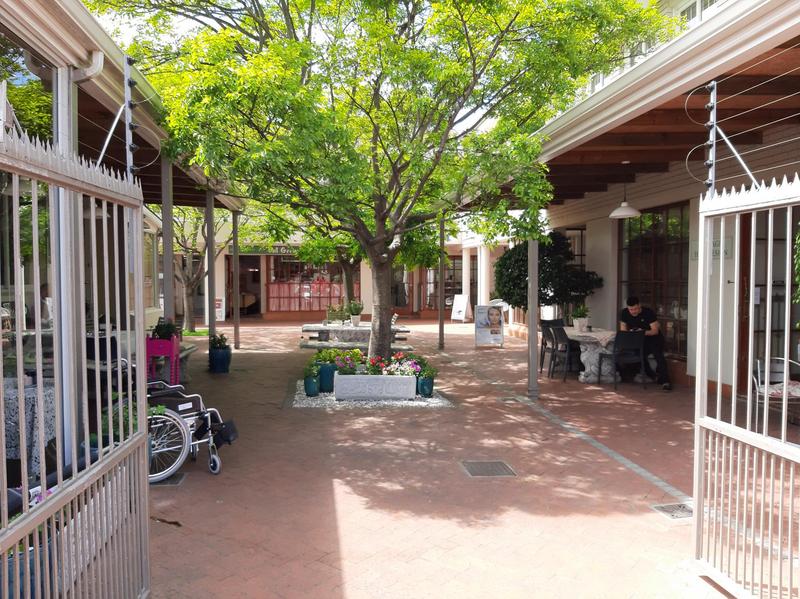 To Let commercial Property for Rent in Meadowridge Western Cape